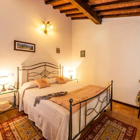 Locazione Turistica Casa Graziani-2 Holiday home *